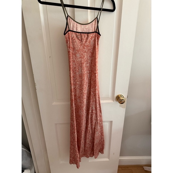 Realisation Par The Cameron in Dazed Silk Midi Dress - Picture 8 of 10